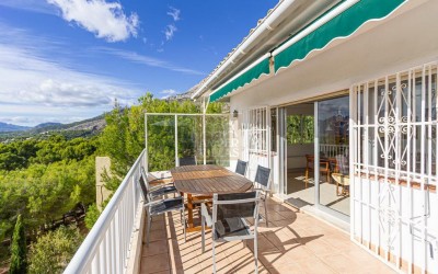 Spacious villa in the best area of Sierra Altea Golf.